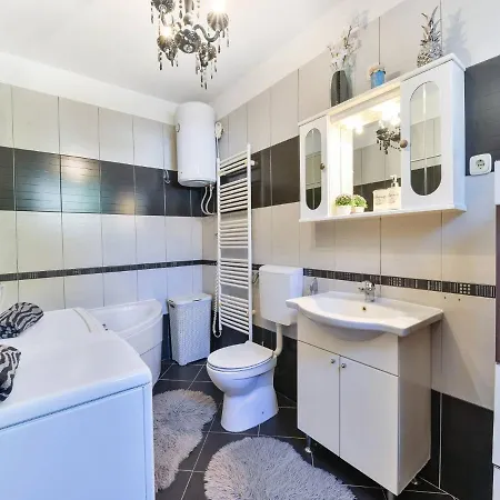 4 Holiday House Gatsby